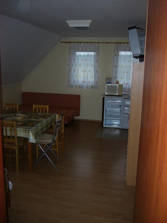Kustanygyongye Vendeghaz Kehidakustany Apartment Ngoại thất bức ảnh